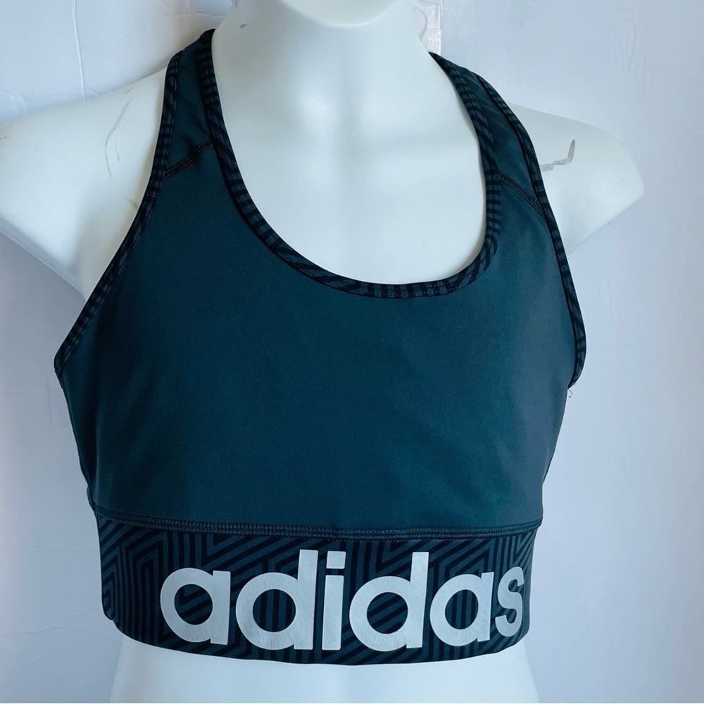 Adidas women's size S Techfit Sample sport bra with front logo print out